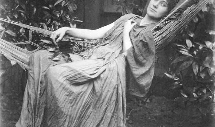 Florence Farr, tal como aparecía en «El idilio siciliano», de John Todhunter (1890). Foto: Senate House LIbrary.